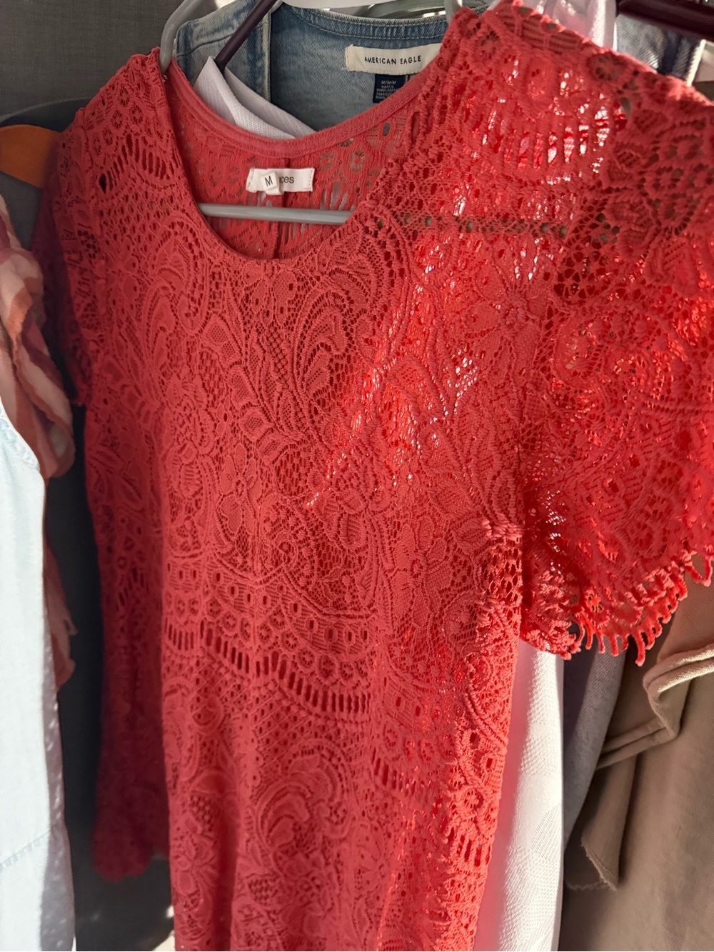 American Eagle Outfitters Coral Lace Scoop Neck Short Sleeve Top